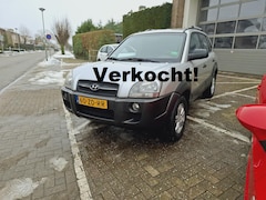 Hyundai Tucson - 2.0 Active, airco nwe distr.riem bij km 191000