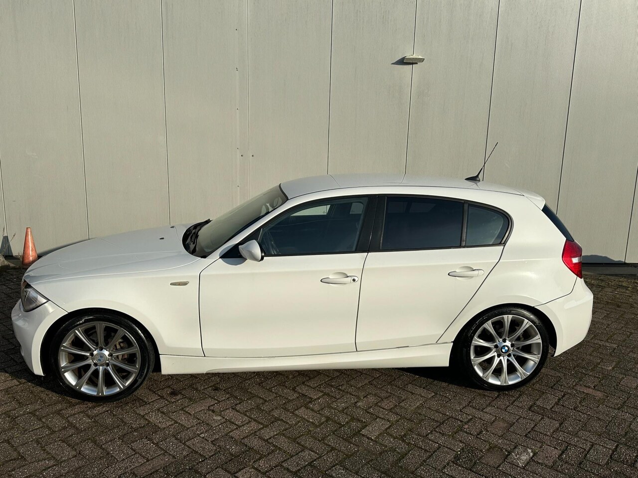 BMW 1-serie - 116i 116i - AutoWereld.nl