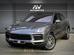 Porsche Cayenne Coupé - 3.0 E-Hybrid 462PK | Panoramadak | 360 Camera | Luchtvering | Dealer onderhouden | Sport-C