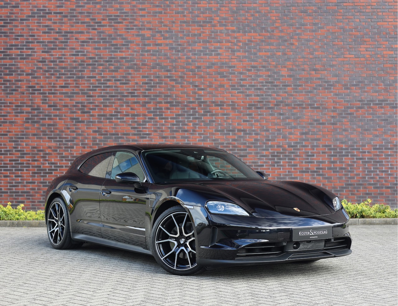 Porsche Taycan Sport Turismo - *Performance Plus*facelift*Sport Chrono*Pano* - AutoWereld.nl