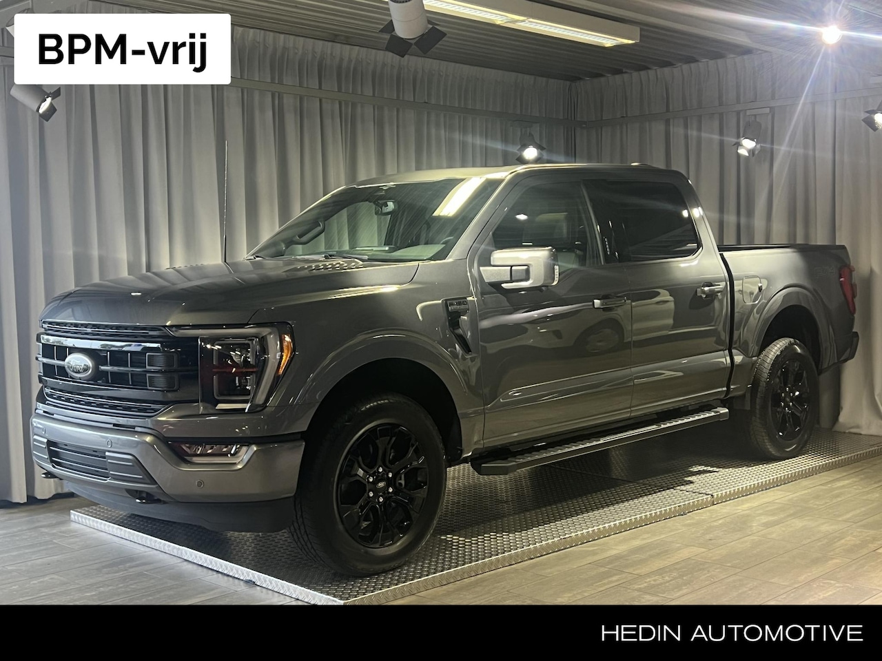 Ford F150 - F-150 LARIAT 5.0 V8 SuperCrew 4x4 FX4 Black Edition - AutoWereld.nl