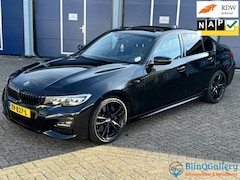 BMW 3-serie - 320i High Executive Edition