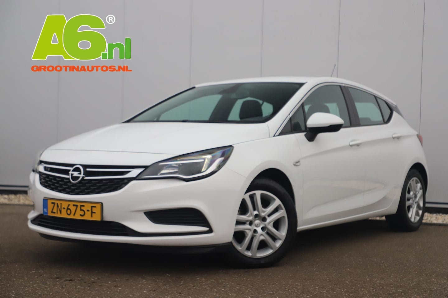 Opel Astra - 1.0 Turbo Business 105PK Trekhaak Navigatie Airco Cruise Carplay Android Parkeersensor - AutoWereld.nl