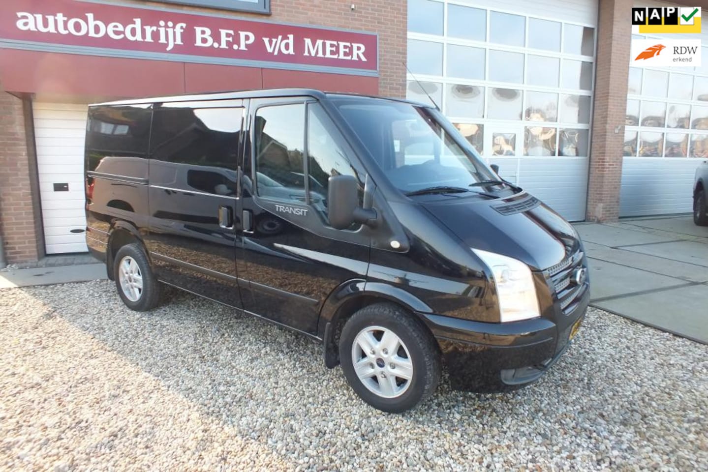 Ford Transit - 260S 2.2 TDCI 260S 2.2 TDCI 125 PK - AutoWereld.nl