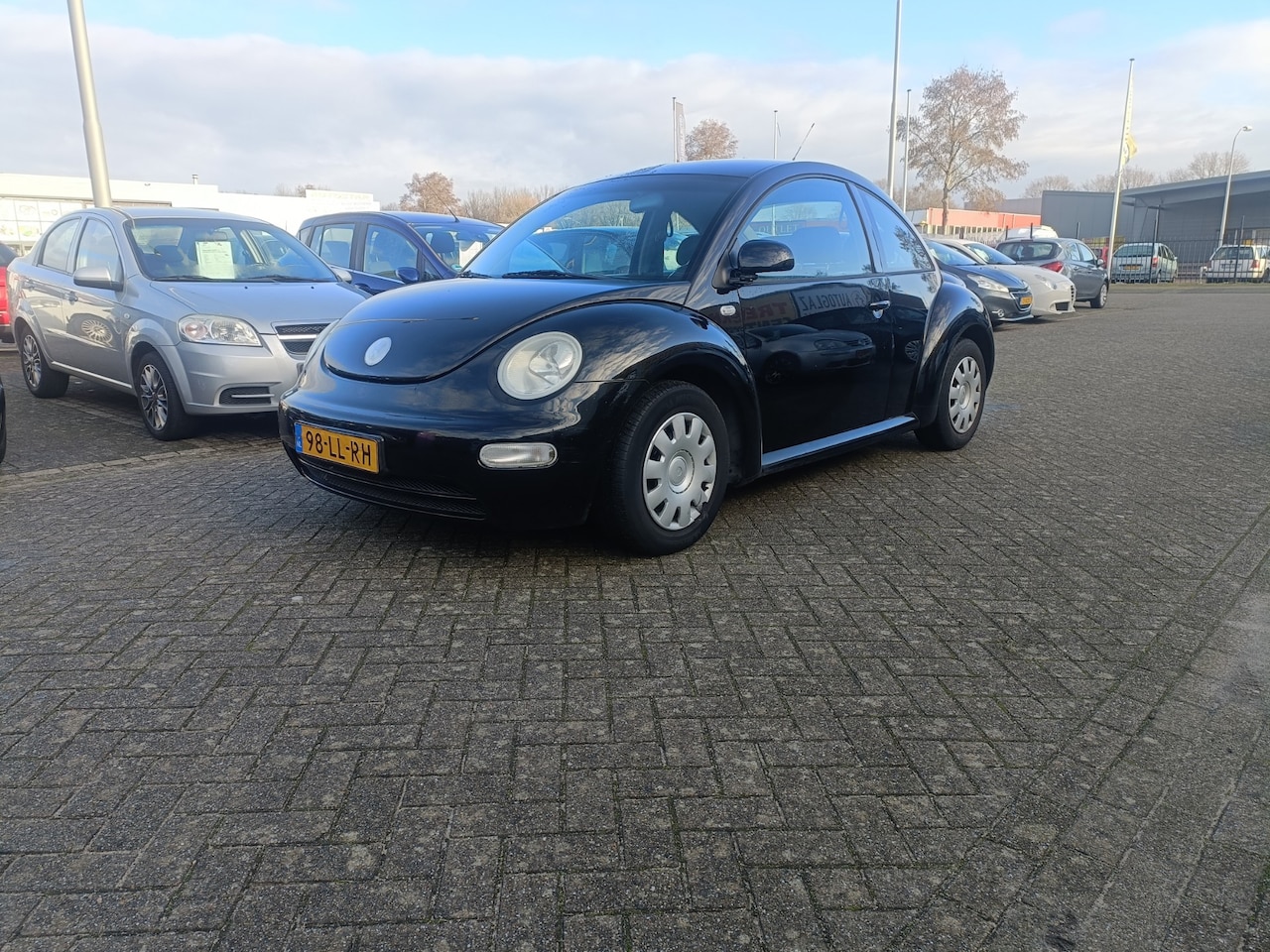 Volkswagen New Beetle - 1.6 CRUISCONTRO/AIRCO/NAP - AutoWereld.nl