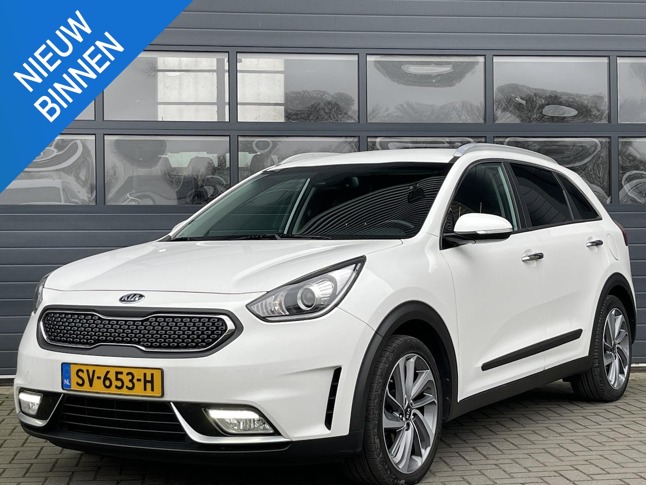 Kia Niro - 1.6 GDI HYBRID DYNAMICLINE I AUTOMAAT I ACHTERUITRIJCAMERA I CLIMATE CONTROL I CRUISE CONT - AutoWereld.nl