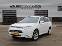 Mitsubishi Outlander - 2.0 PHEV Instyle / Schuifdak / Leer / Camera / N.A.P