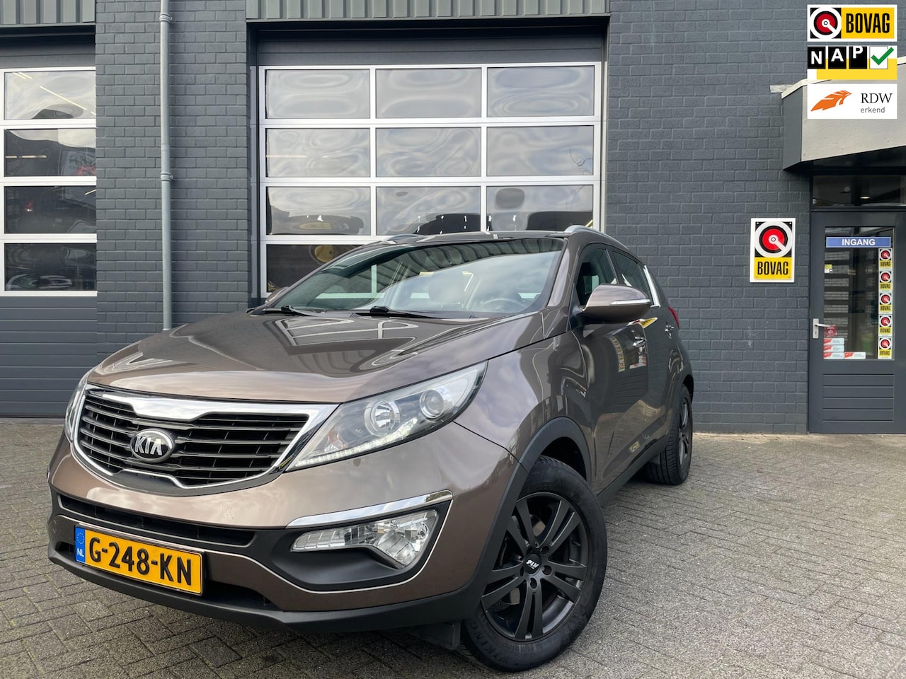 Kia Sportage - 1.6 GDI BusinessLine Trekhaak | Keyless Entry en Go | Climate en Cruise Control | Panorama - AutoWereld.nl