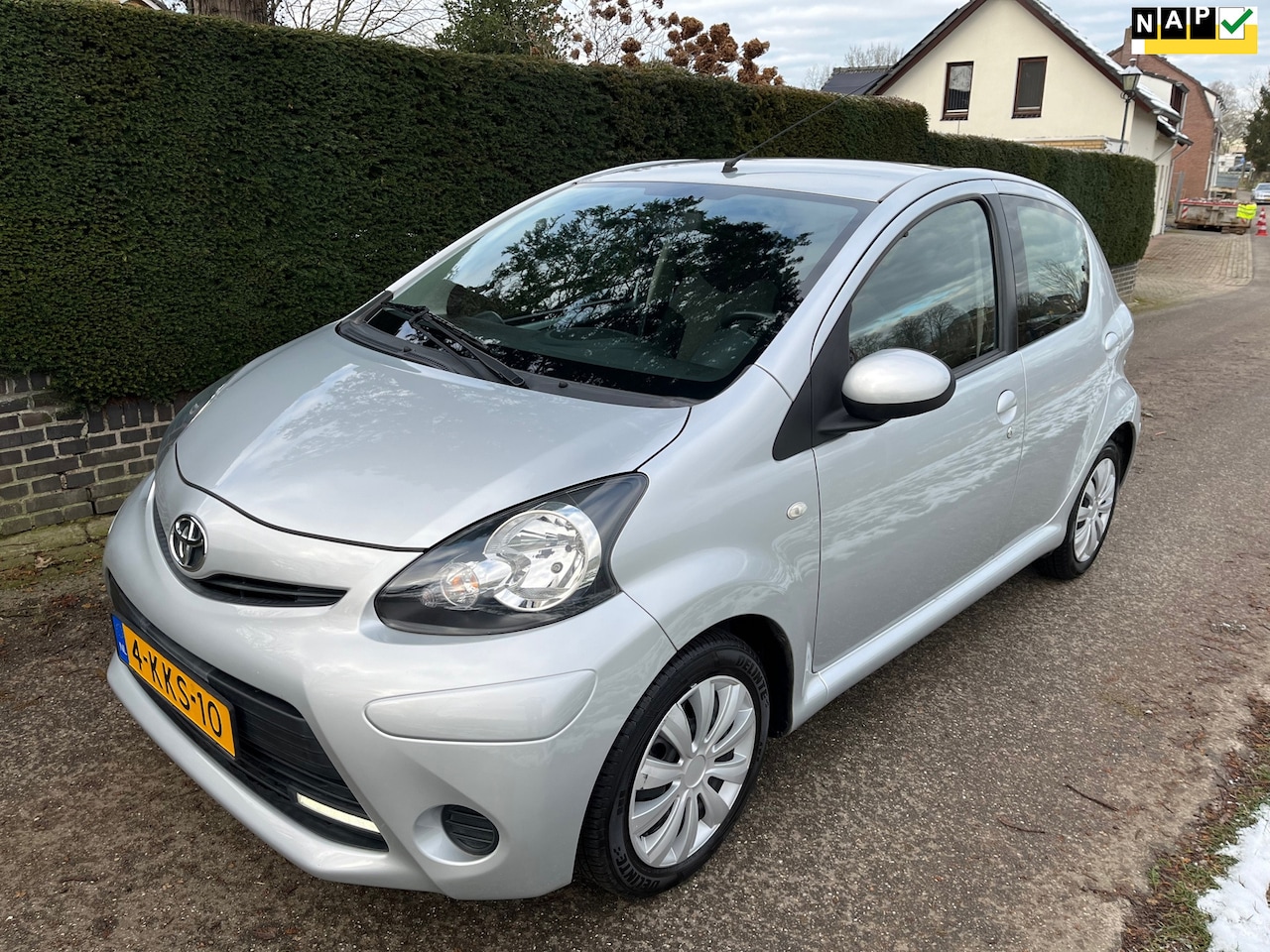 Toyota Aygo - 1.0 VVT-i Aspiration 1.0 VVT-i Aspiration - AutoWereld.nl