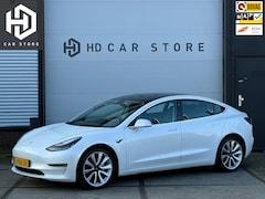 Tesla Model 3 - Long Range AWD 75 kWh Dual Motor 19 inch Autopilot