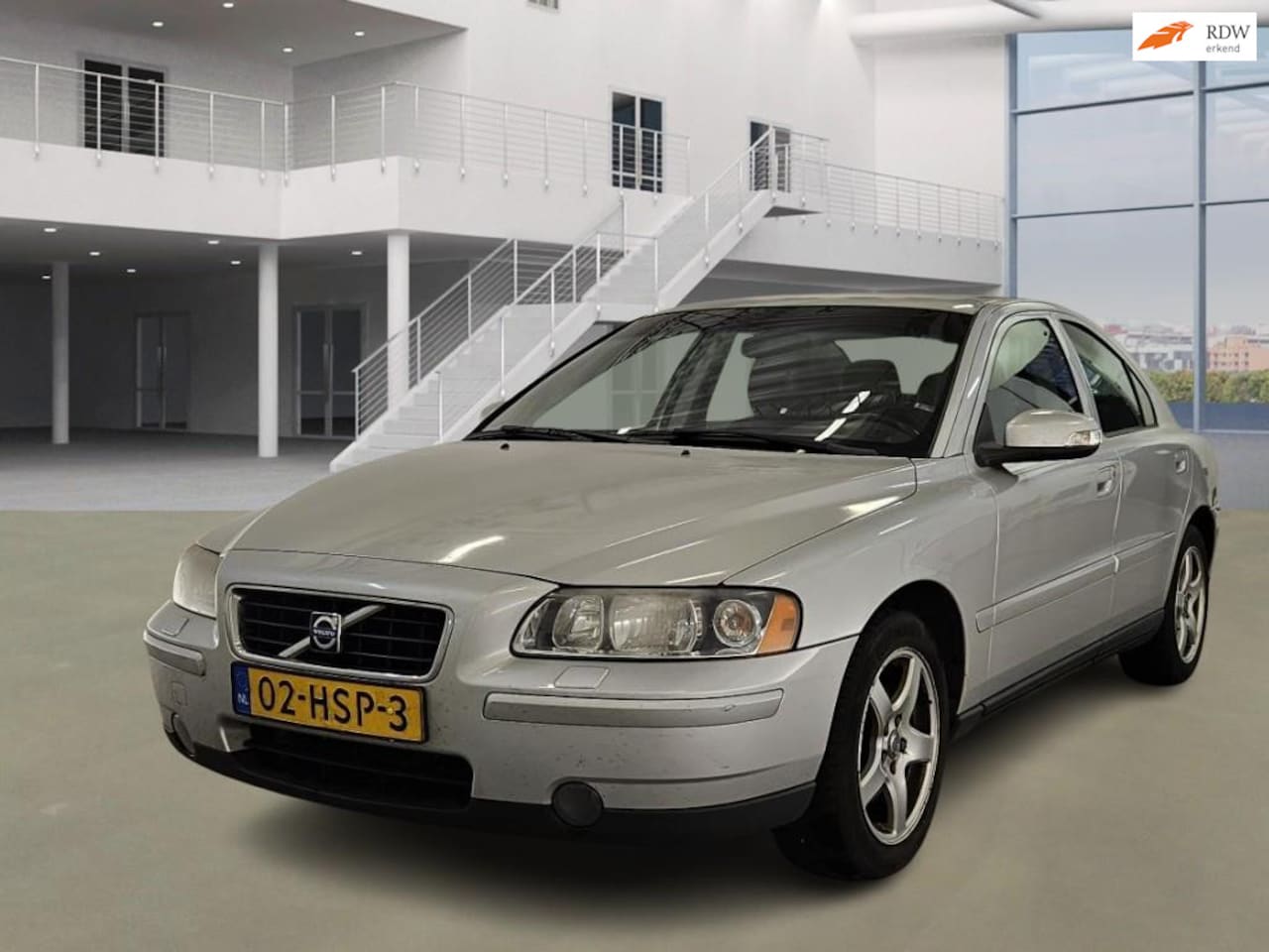 Volvo S60 - 2.4 Edition II AUT CRUISE LEDER 2 X SLEUTELS - AutoWereld.nl