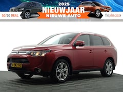 Mitsubishi Outlander - 2.0 Instyle+ Aut- 7 Pers, Schuifdak, Camera, Stoelverwarming, Trekhaak, Leder Interieur