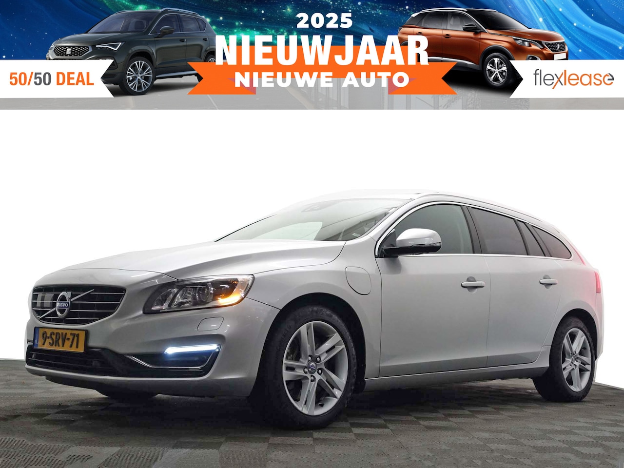 Volvo V60 - 2.4 D6 AWD Plug-In Hybrid Pure Inscription Aut- Schuifdak, Camera, Park Assist, Memory, Bl - AutoWereld.nl