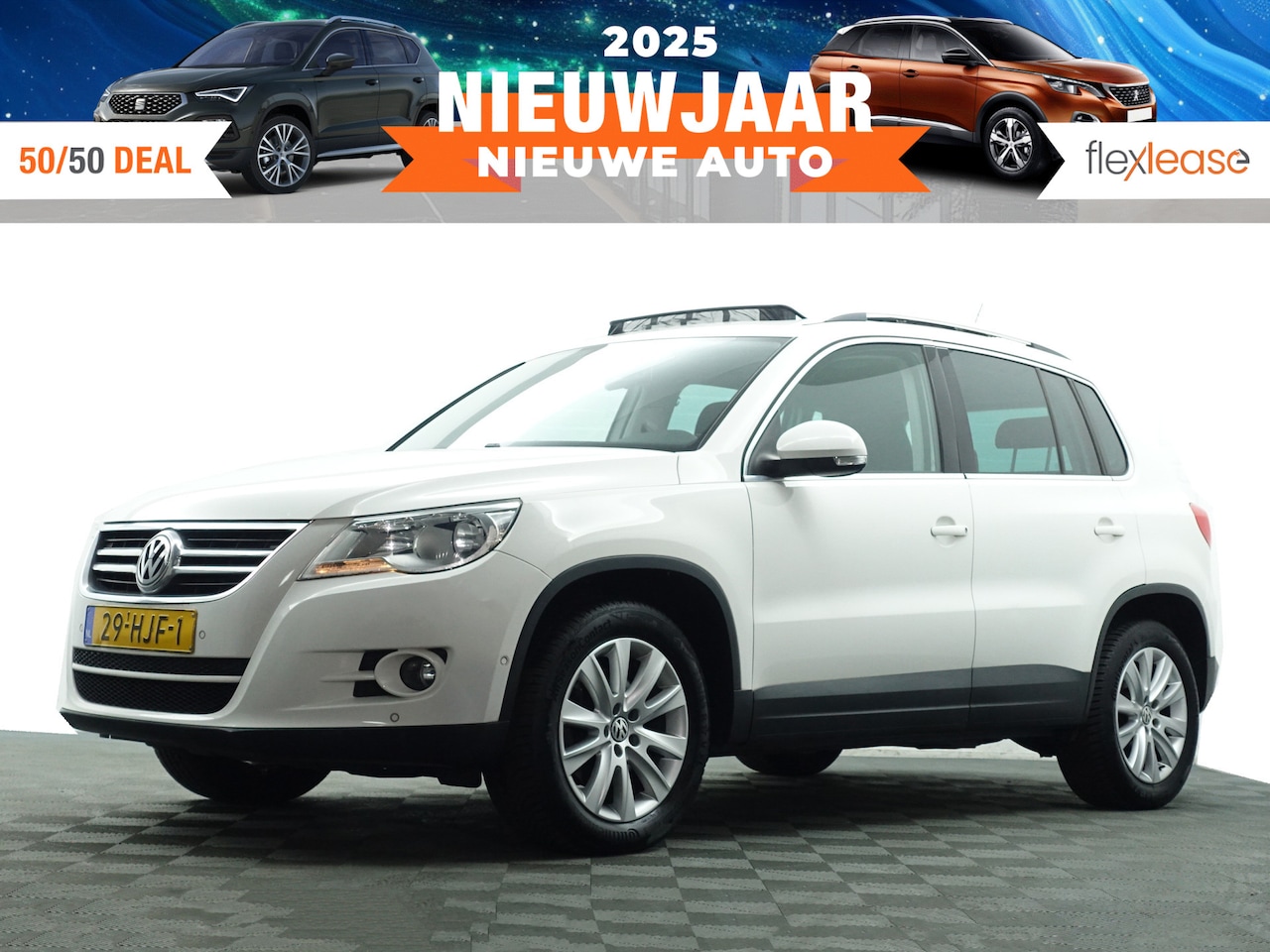 Volkswagen Tiguan - 1.4 TSI Highline+ 4Motion Panodak, Sport Interieur, Park Pilot, Park Assist, Clima, Cruise - AutoWereld.nl