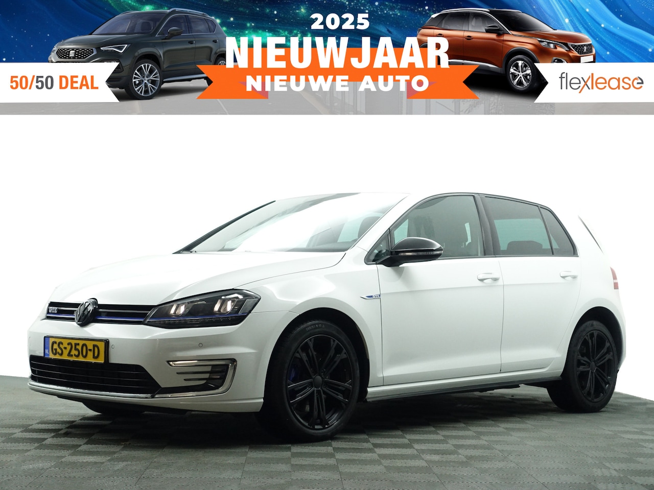 Volkswagen Golf - 1.4 TSI GTE Performance Aut- Xenon led, GTI Diffuser, Blauwe Gordels, Alcantara Afwerking, - AutoWereld.nl