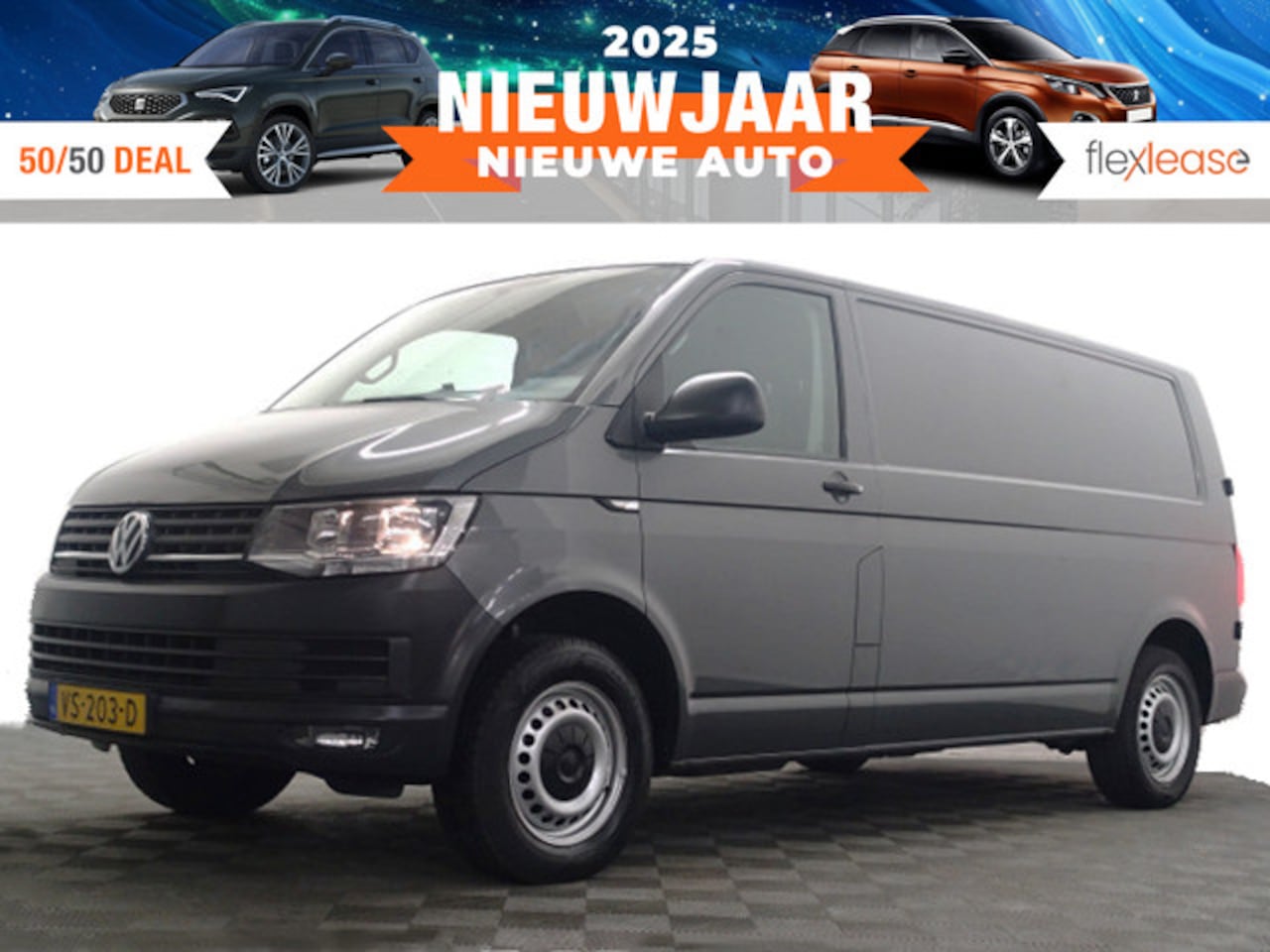 Volkswagen Transporter - 2.0 TDI L2 Highline Aut- Park Assist, Trekhaak, Cruise, Clima - AutoWereld.nl