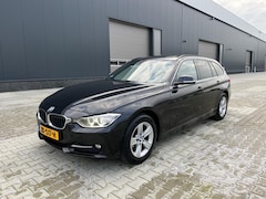 BMW 3-serie Touring - 316d Centennial High Executive