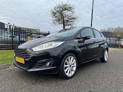 Ford Fiesta - 1.0 EcoBoost 100PK 5D AUTOMAAT Titanium Navigatie TREKHAAK