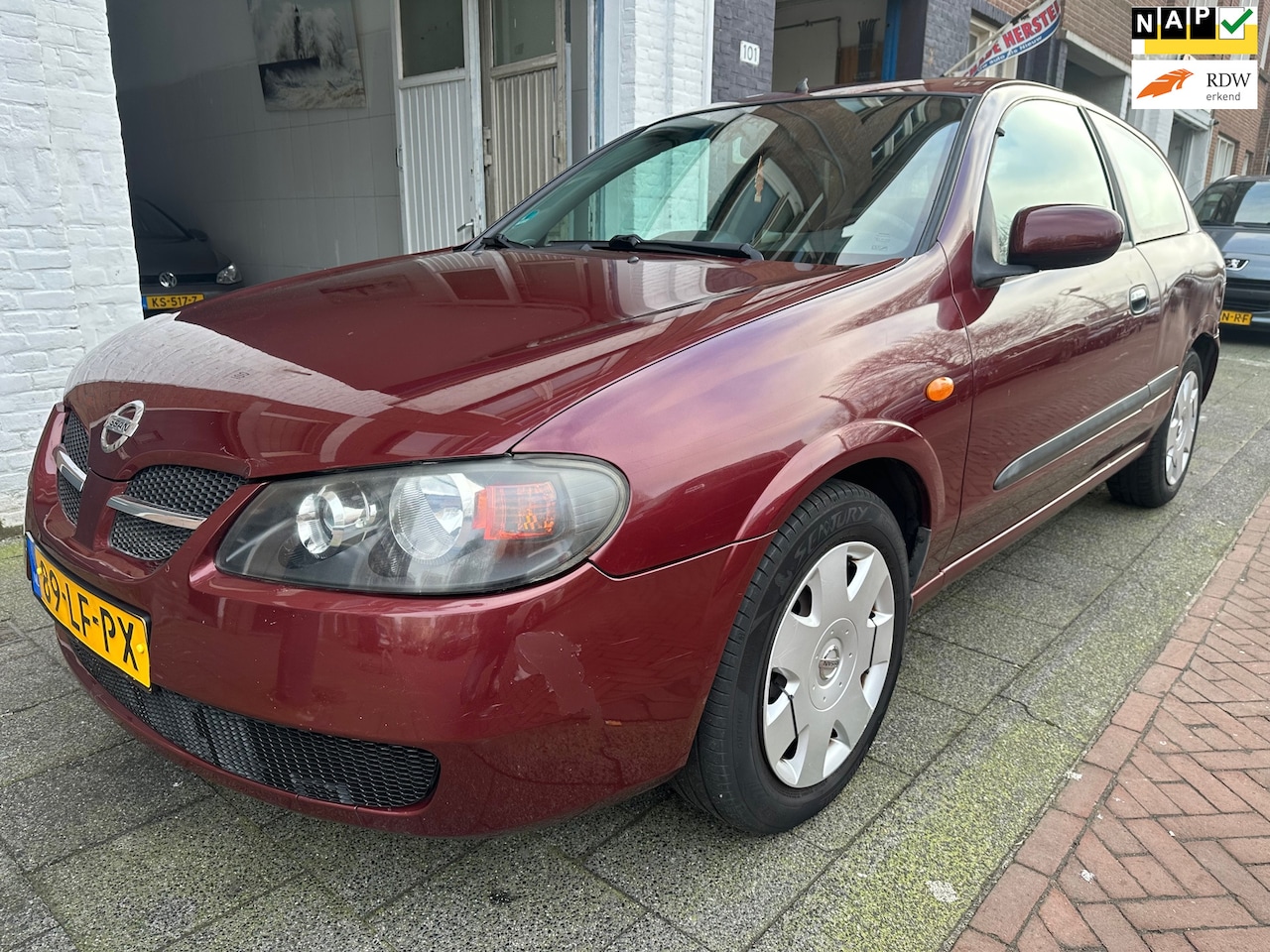 Nissan Almera - 1.5 Acenta Goed rijdende auto - AutoWereld.nl