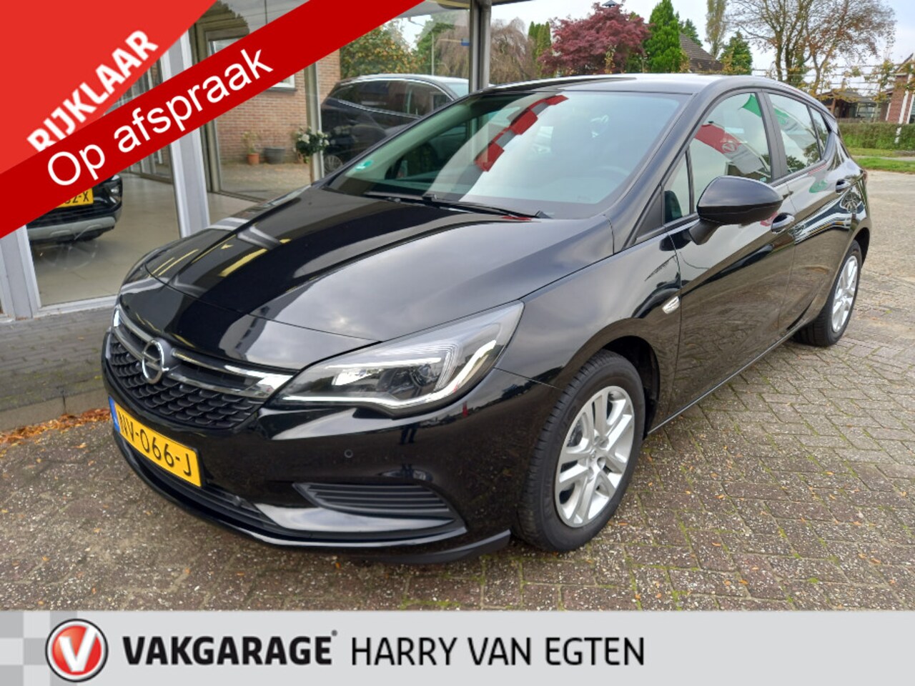 Opel Astra - 1.4 Online Edition Navigatie, A uitrijcamera, Trekhaak, 150 Pk motor PRIJS RIJKLAAR  Verko - AutoWereld.nl