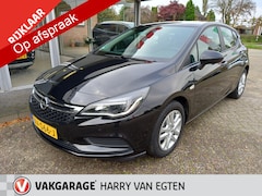 Opel Astra - 1.4 Online Edition Navigatie, A uitrijcamera, Trekhaak, 150 Pk motor PRIJS RIJKLAAR Verkoo