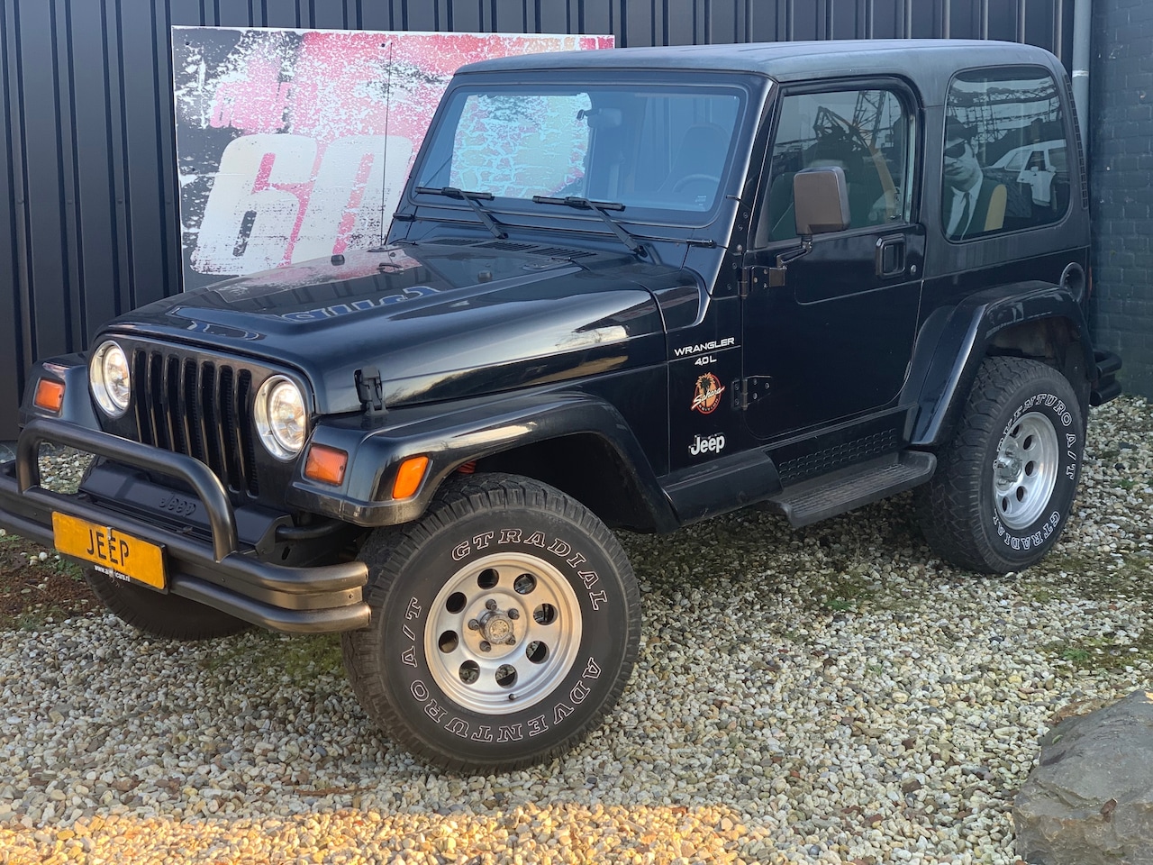 Jeep Wrangler - -TJ 4.0i BLACK SAHARA COLLECTORS EDITION AUTOMAAT- - AutoWereld.nl