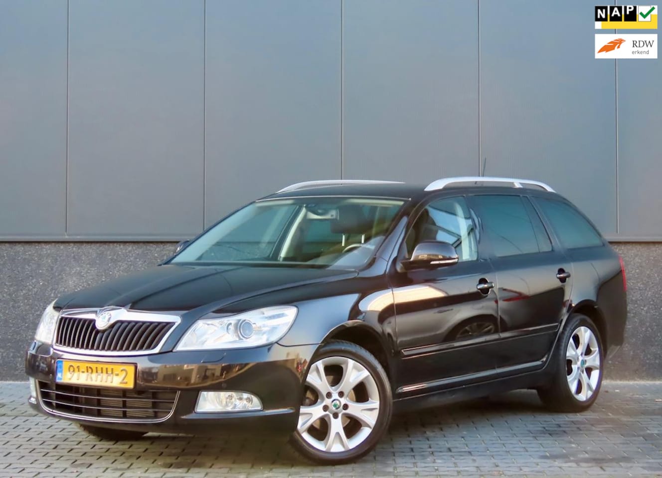 Skoda Octavia Combi - 1.2 TSI Elegance Business Clima | Cruise| Navi | NAP - AutoWereld.nl