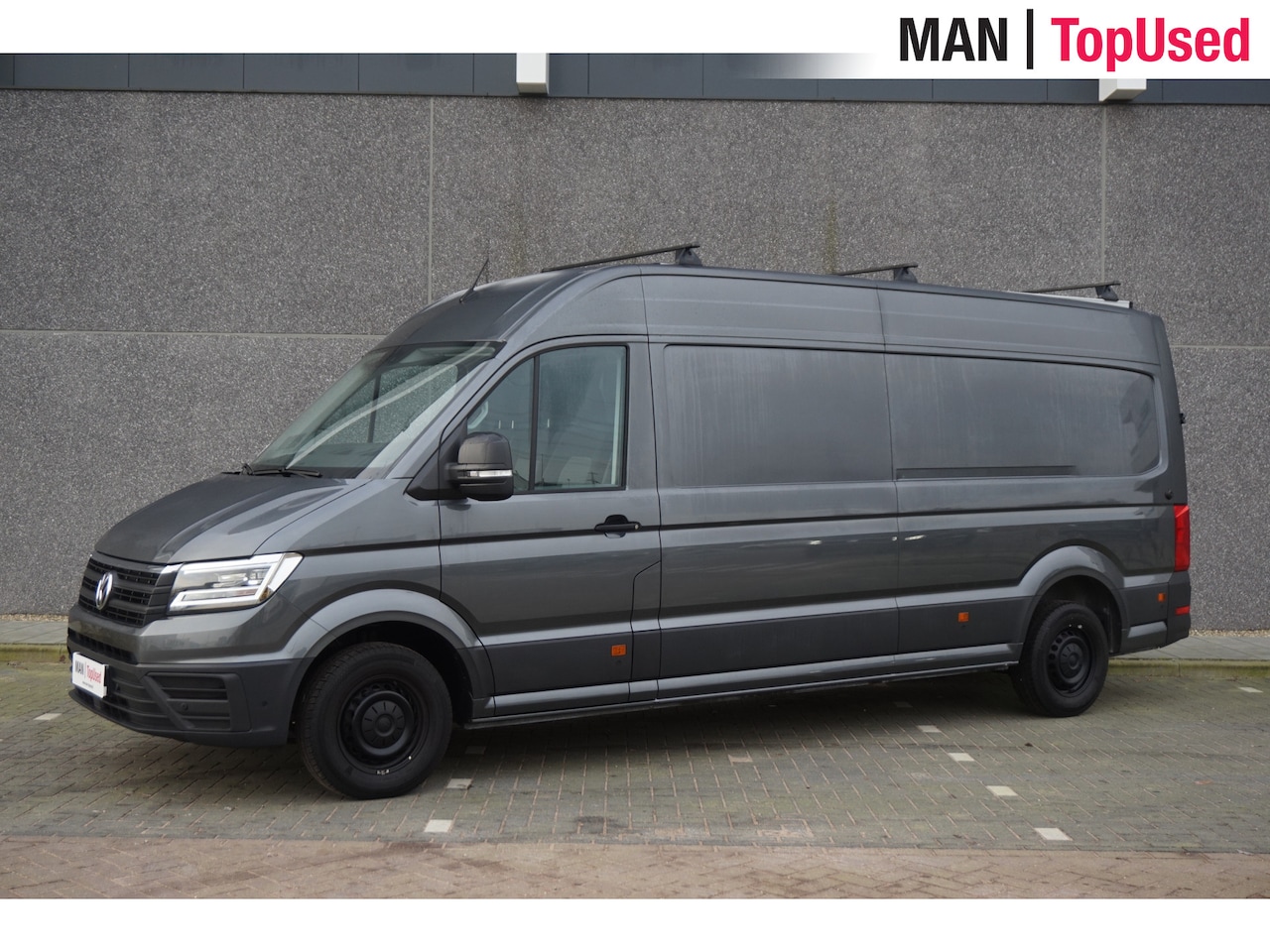 Volkswagen Crafter - 35 2.0 TDI L4H3 Highline / Trekhaak / 3000KG Trekgewicht / 177 PK / Navigatie / Adaptieve - AutoWereld.nl