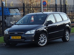 Ford Focus Wagon - 1.6-16V Champion M2006 NAP/AIRCO/CRUISE/APK