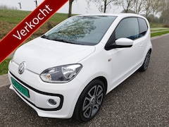 Volkswagen Up! - 1.0 move up * 121.257 km * Airco * LM velgen * Stoelverwarming