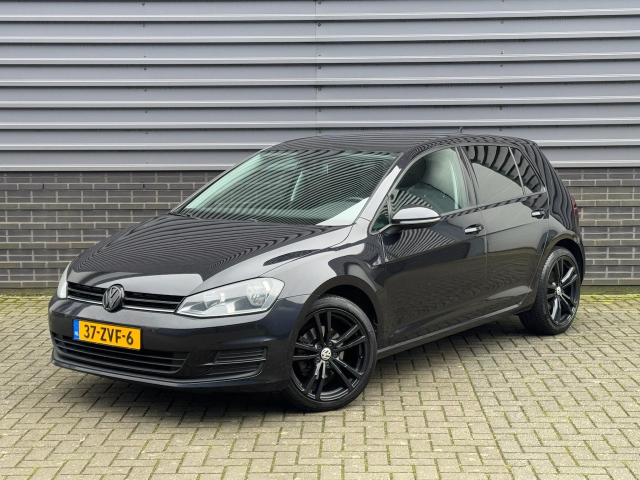 Volkswagen Golf - 1.2 TSI Comfortline | Carplay | Cruise | DSG - AutoWereld.nl