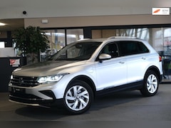 Volkswagen Tiguan - 1.4 TSI eHybrid 245 PK Trekhaak Leder Virtual Keyless Cam Pdc