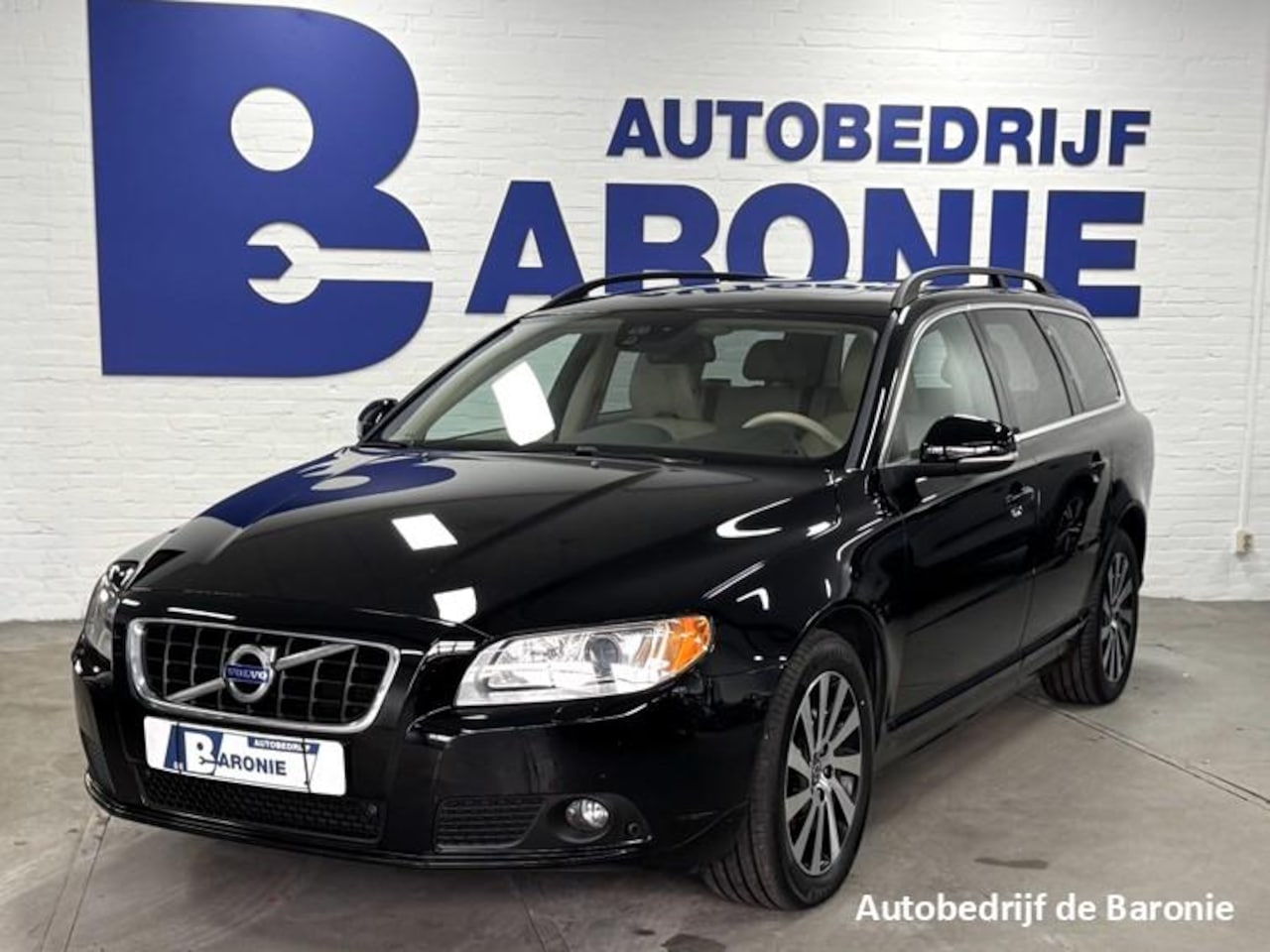 Volvo V70 - 1.6 T4 Limited Edition 1.6 T4 Limited Edition - AutoWereld.nl