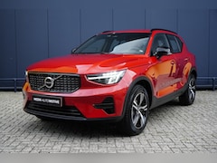 Volvo XC40 - 2.0 B4 Plus Dark | 2000 kg trekgewicht | Trekhaak elektrisch | Elektrisch verstelbare stoe