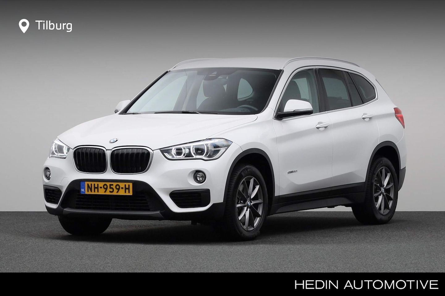 BMW X1 - sDrive20i Centennial Executive | BMW Head-Up Display | Cruise Control | PDC Voor/Achter | - AutoWereld.nl