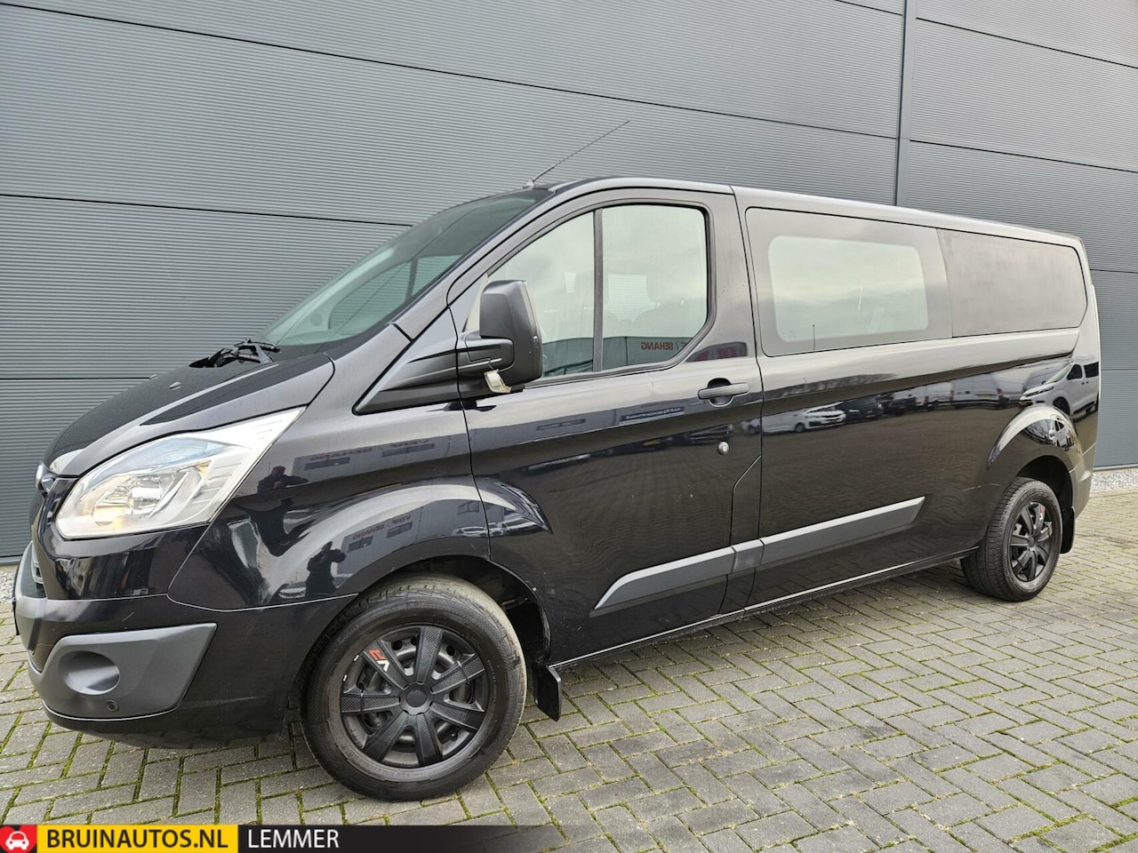 Ford Transit Custom - 2.2 TDCI L2H1 Airco DC 125 PK 6-persoons - AutoWereld.nl