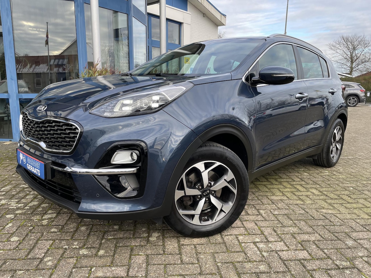 Kia Sportage - 1.6 GDI ExecutiveLine | Xenon, Elektr. Stoel, Leder, Keyless, Parkeersensoren V+A, 1e eige - AutoWereld.nl