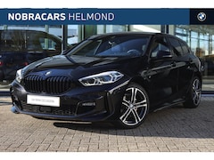 BMW 1-serie - 118i Executive M Sport Automaat / Sportstoelen / LED / Live Cockpit Professional / Cruise