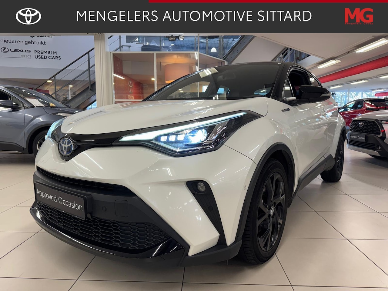 Toyota C-HR - 2.0 Hybrid Bi-Tone 2.0 Hybrid Bi-Tone - AutoWereld.nl