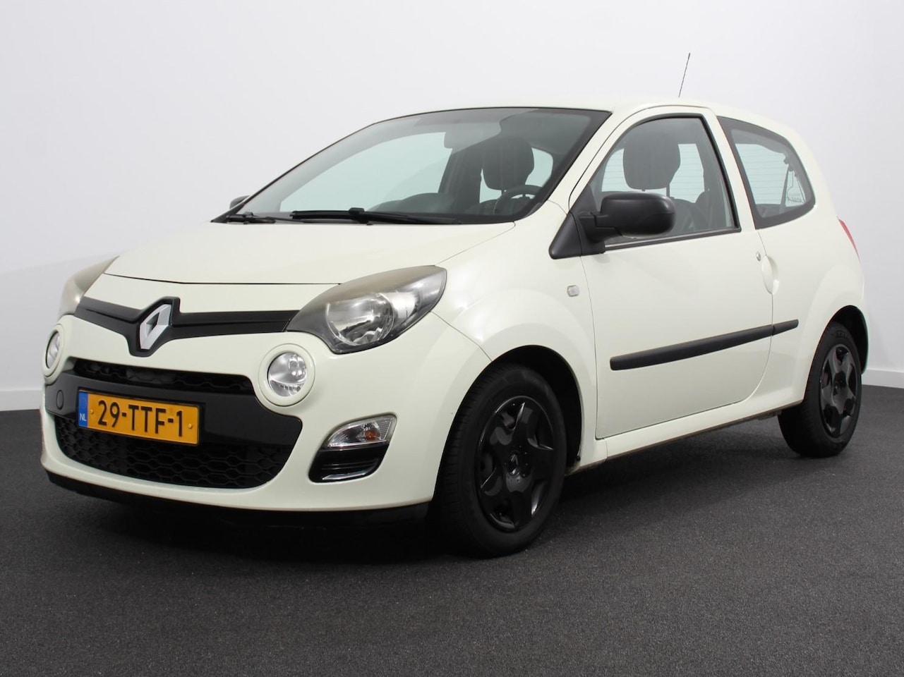 Renault Twingo - 1.2 16V Authentique | Airco | Elektrische ramen | Cruise control | Radio - AutoWereld.nl