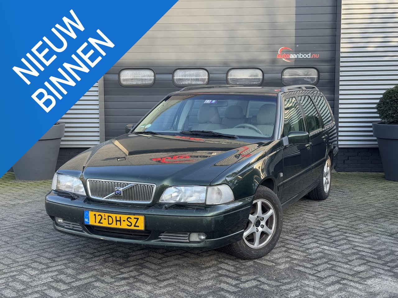 Volvo V70 - 2.4 Comfort | Airco | Stoelverwarming | Elektrische Ramen | Cruise Control | Lichtmetalen - AutoWereld.nl