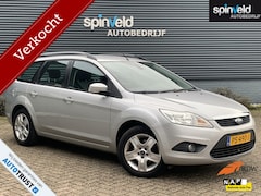 Ford Focus Wagon - 1.6-16V Futura BJ`11 Airco Trekhaak Elekpakket