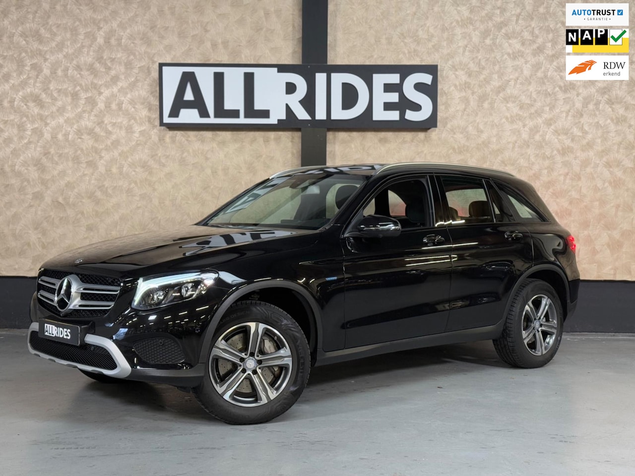 Mercedes-Benz GLC-klasse - 350e 4MATIC Ambition | NAP | 360 camera | LED/Xenon | Trekhaak | Leer| Navi - AutoWereld.nl