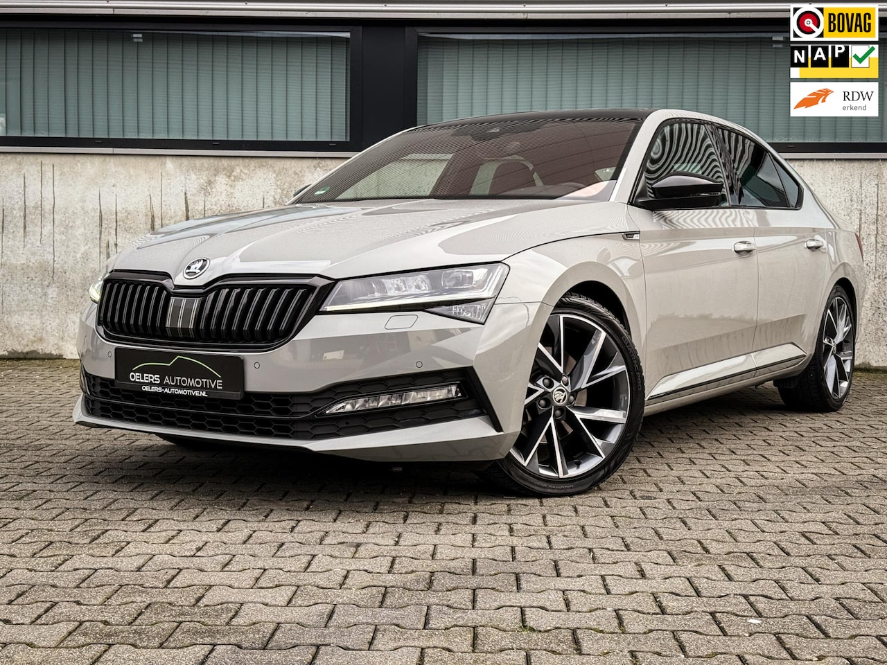 Skoda Superb - 1.5 TSI ACT Sportline Business | Org. NL! | Panorama | Virtual cockpit | CarPlay | Afn. tr - AutoWereld.nl