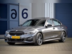 BMW 3-serie - 330i M Sport / Schuifdak / Laser / Leder / Adaptief / Keyless / Head Up