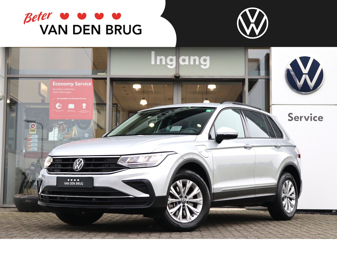 Volkswagen Tiguan - 1.4 TSI eHybrid 245 pk DSG Life | Navigatie | Zwenkbare Trekhaak | Head Up Display | Camer - AutoWereld.nl