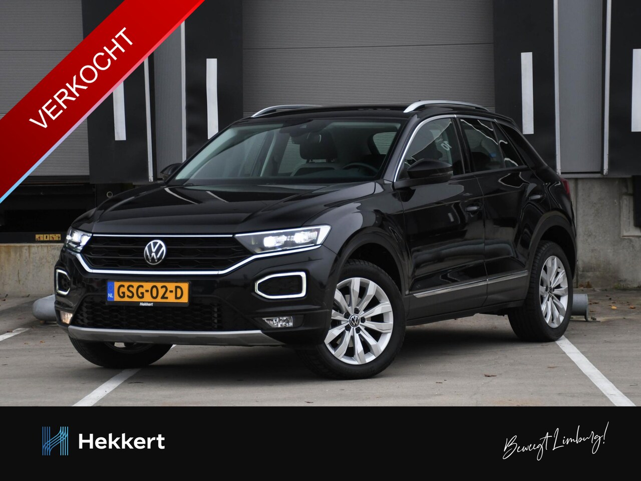 Volkswagen T-Roc - Sport 1.5 TSI 150pk Automaat NAVI | ADAP. CRUISE | APPLE CARPLAY | DODE HOEK | DRAADLOOS O - AutoWereld.nl