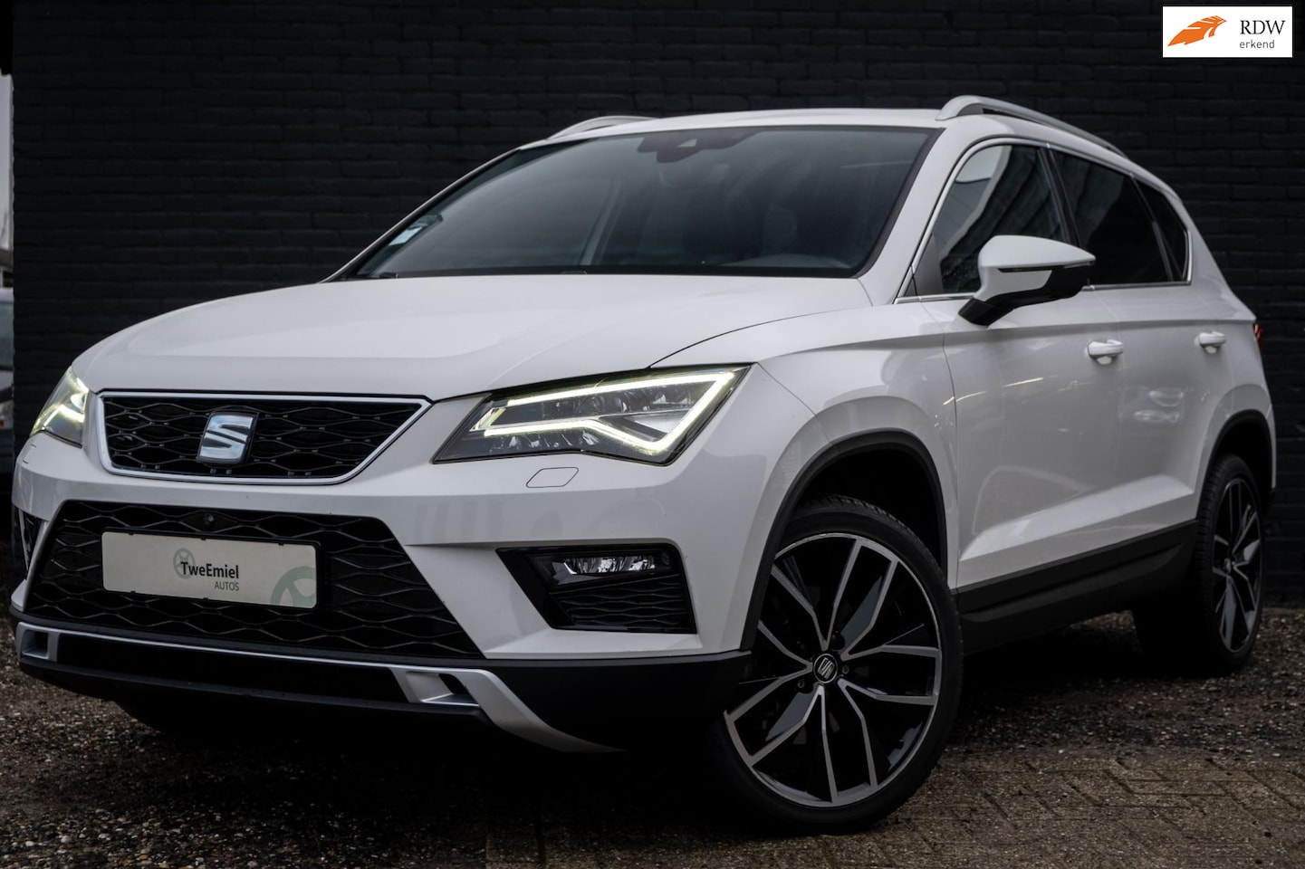 Seat Ateca - 1.4 ACT Xcellence | Carplay | Pano | LED - AutoWereld.nl