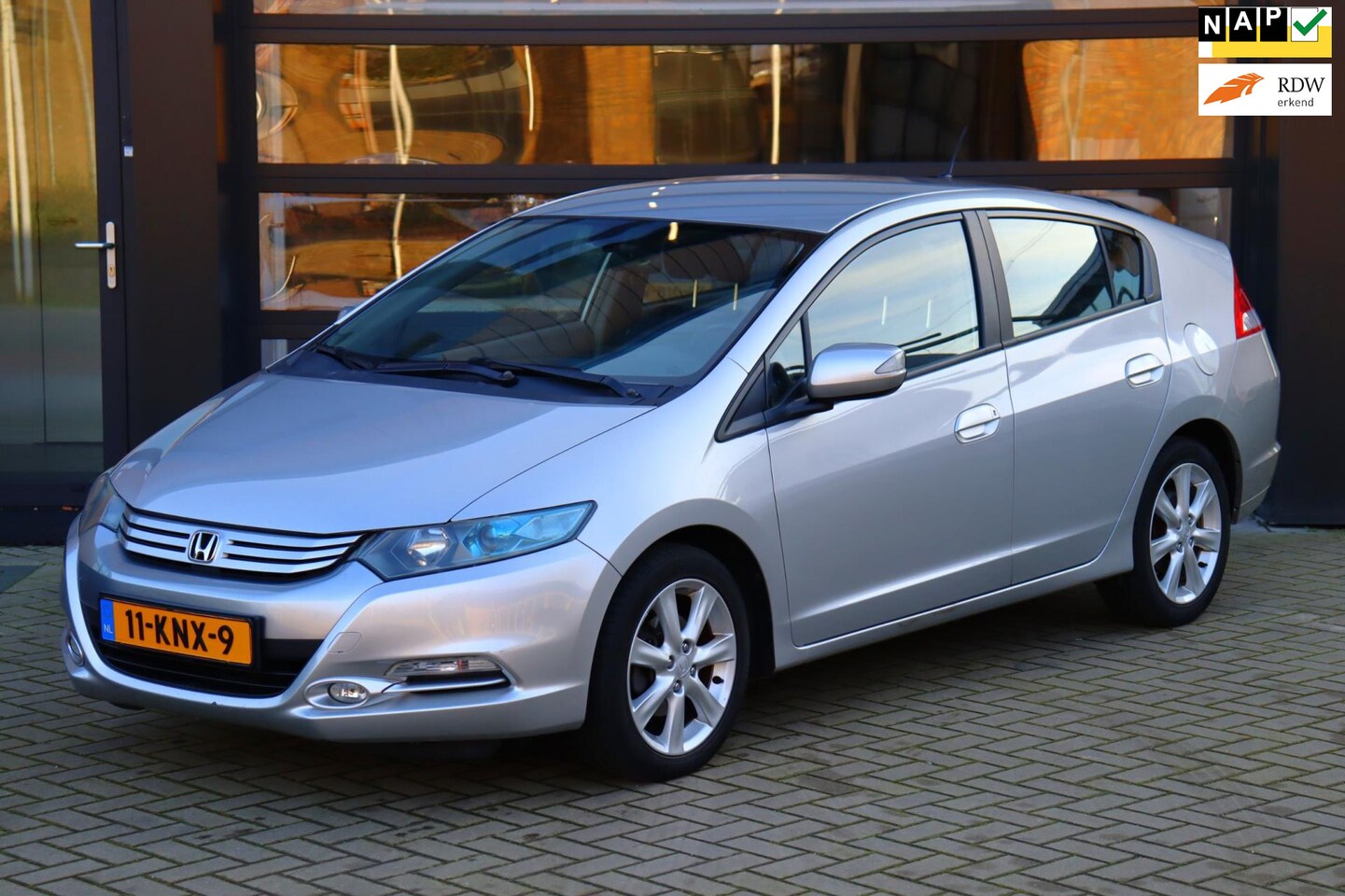 Honda Insight - 1.3 Elegance | NAP | Climate Control | Stoelverwarming | Cruise Control | LM Velgen - AutoWereld.nl