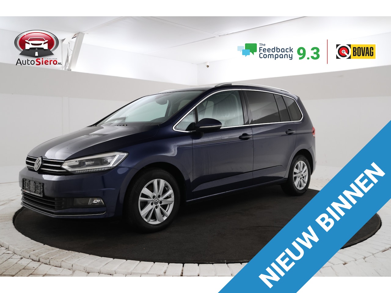 Volkswagen Touran - 1.5 TSI Highline Automaat, Navigatie, Panorama, trekhaak - AutoWereld.nl